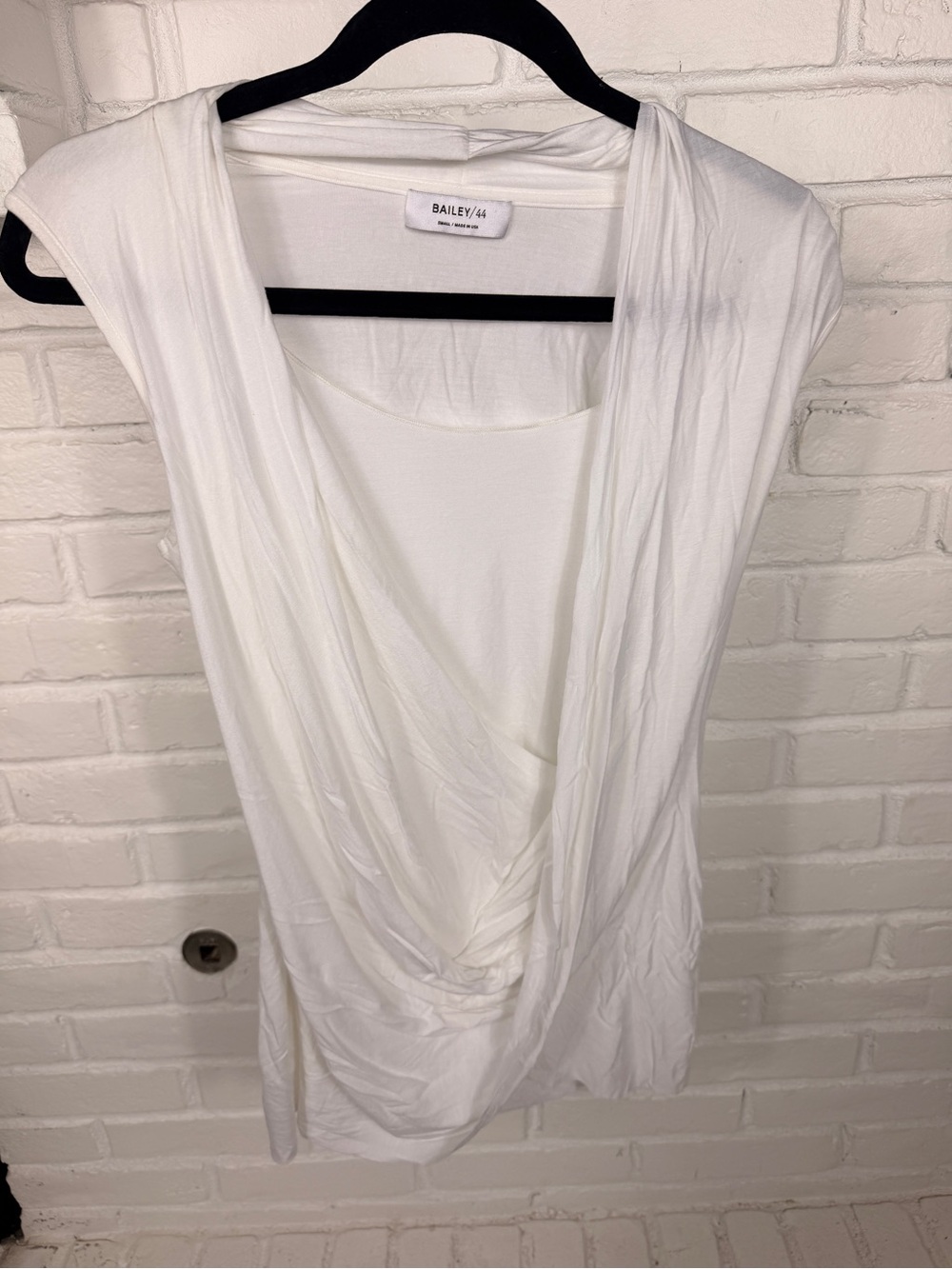 Bailey 44 Paparazzi Top White Draped Cowl Neck Sleeveless Blouse Small NWT